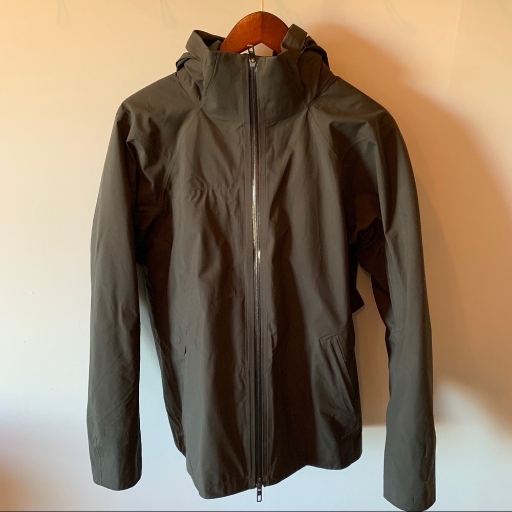 Lululemon winter jacket parka Medium green 3 in 1